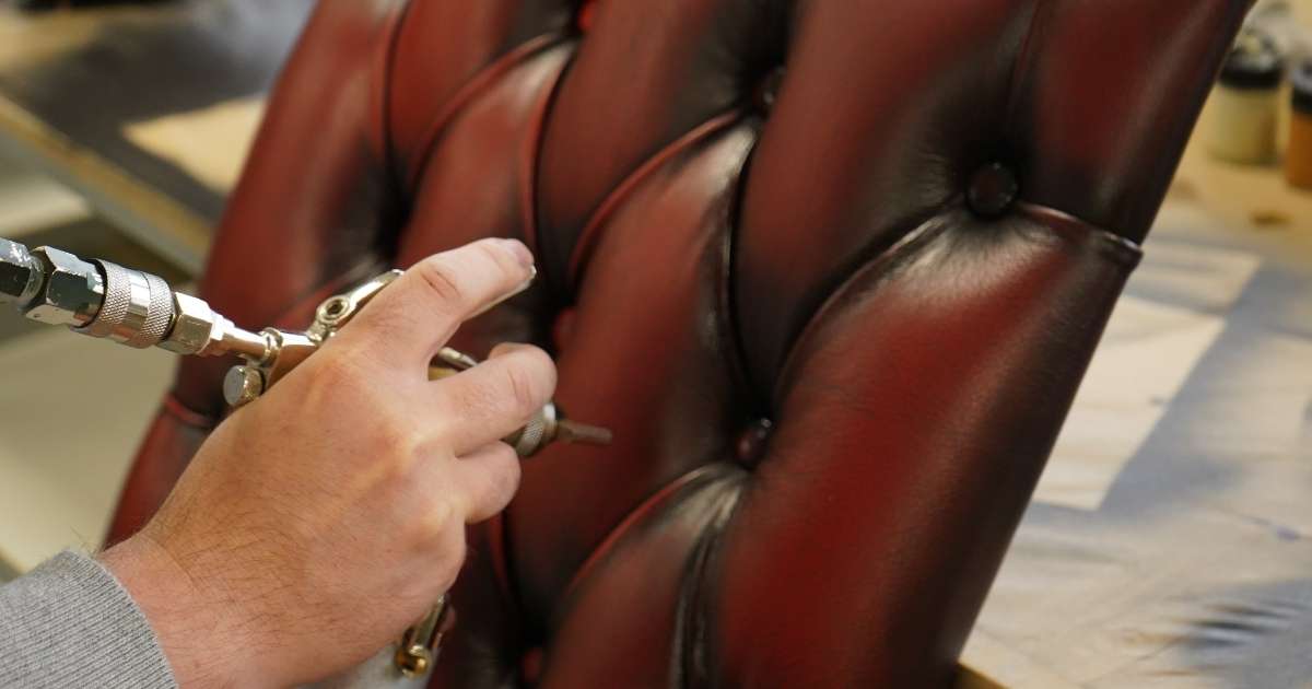 Spray painting leather Spraying a leather chesterfield with paint